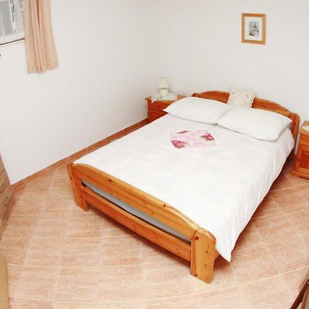 Raos Iva Apartment Трогир Екстериор снимка