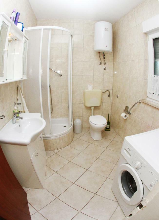 Raos Iva Apartment Трогир Екстериор снимка
