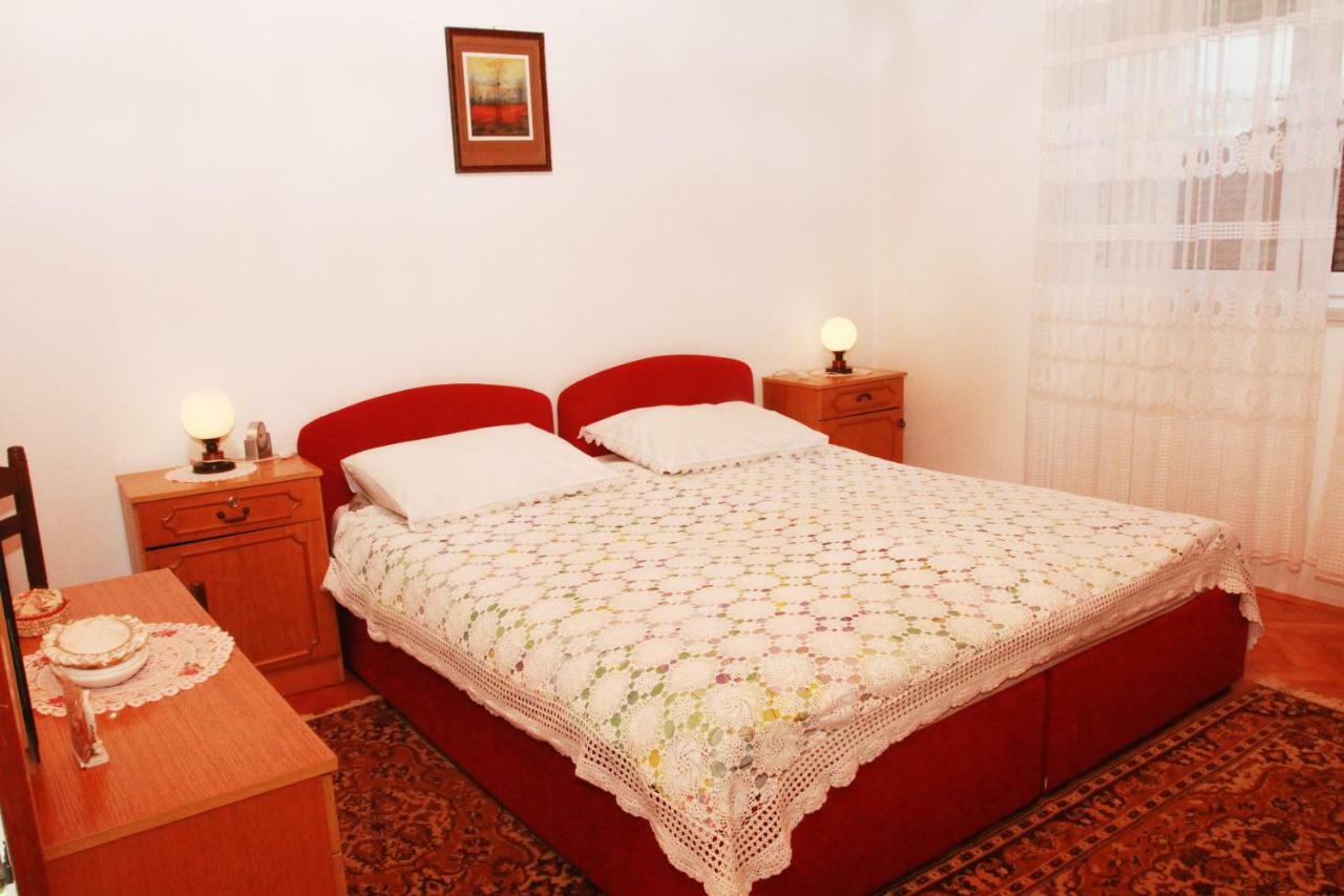 Raos Iva Apartment Трогир Екстериор снимка