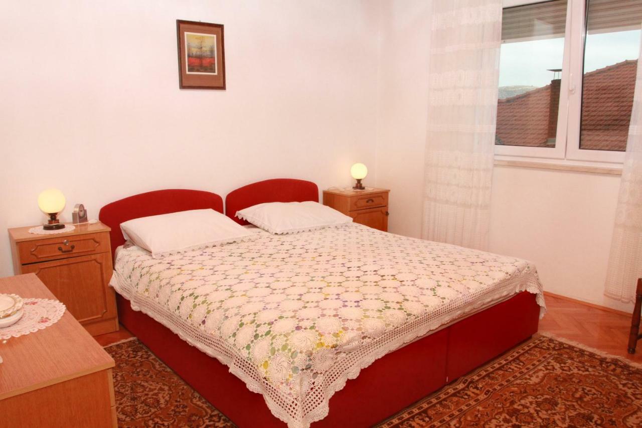 Raos Iva Apartment Трогир Екстериор снимка