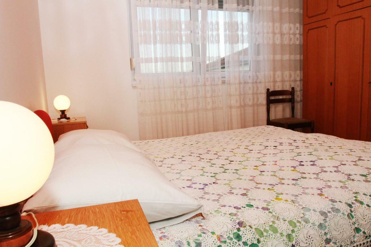 Raos Iva Apartment Трогир Екстериор снимка